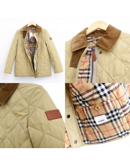 Burberry 8021468 奶茶色菱格外套