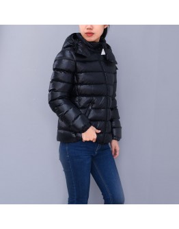 Moncler Bady 大人款拉鍊連帽外套 黑