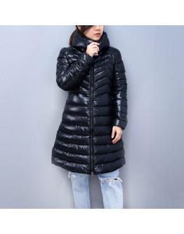 Moncler Faucon 翻領拉鍊外套 黑色