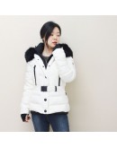 Moncler Beverley 腰帶連帽羽絨外套 白