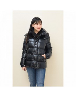 Moncler Maya 70 限量版女士亮面羽絨外套 黑