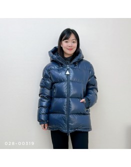 Moncler Ecrins 連帽羽絨外套 深藍