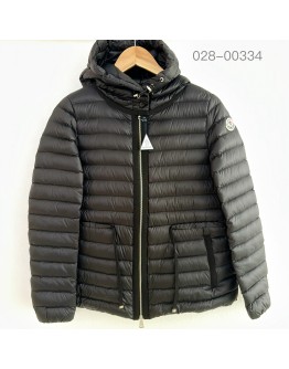 Moncler Raie 抽繩腰帶連帽薄外套 黑