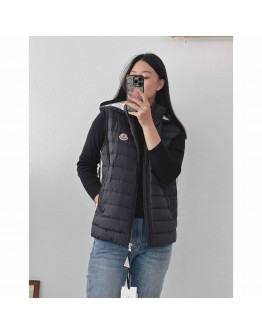 Moncler Kamaria 側邊橫條背心 黑