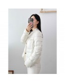 Moncler Aristeo 滾邊小香風外套 白色