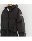 Moncler Sirli腰扣羽絨外套 黑