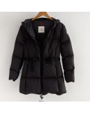 Moncler Sirli腰扣羽絨外套 黑