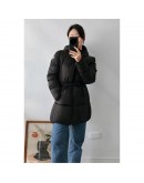 Moncler Sirli腰扣羽絨外套 黑