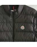Moncler Contrin立領背心 黑