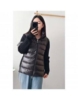 Moncler Cardigan女款立領口戴袖 黑