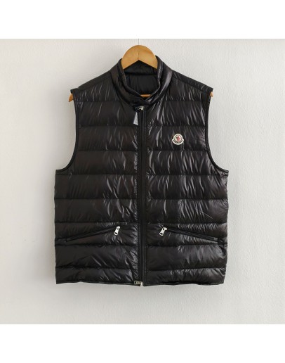  Moncle Gui男款背心 黑