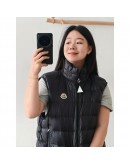  Moncler Rocoque立領刺繡字背心 黑