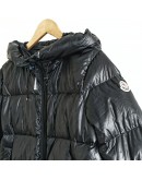 Moncler Serittes 女款連帽羽絨服 黑