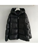  Moncler Serittes 女款連帽羽絨服 黑
