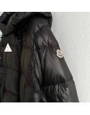  Moncler Serittes 女款連帽羽絨服 黑