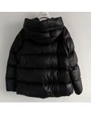  Moncler Serittes 女款連帽羽絨服 黑
