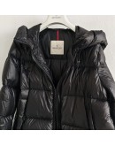  Moncler Serittes 女款連帽羽絨服 黑