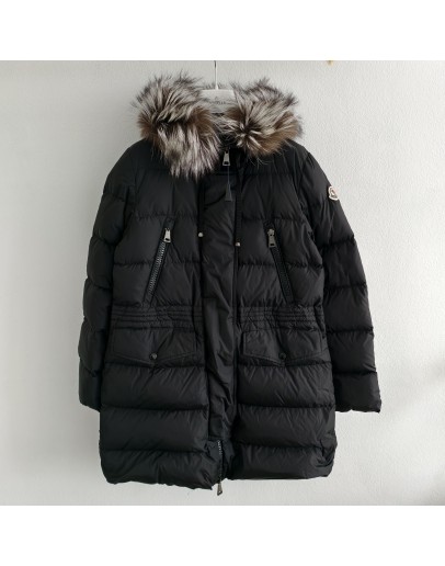 Moncler Aphroti 長羽絨外套 黑色 