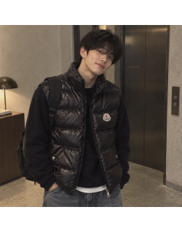 Moncler Aube  男士羽絨背心背心