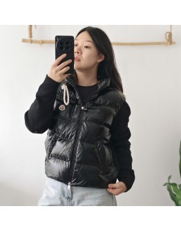 Moncler CARDIGAN TRICOT亮面針織袖胸前口袋外套 黑