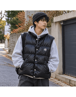 Moncler RESTIGO GILET 男款輕量羽絨背心 黑
