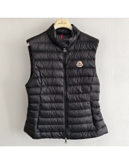 Moncler IGENS 女款立領修身背心 黑
