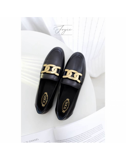 Tod's 黑色皮革樂福鞋 
