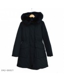 Woolrich 100 女款羽絨外套 黑