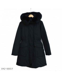 Woolrich 100 女款羽絨外套 黑